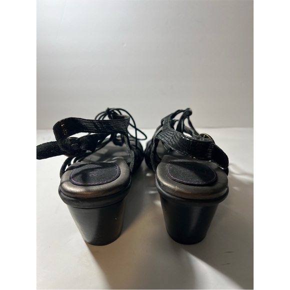 Aravon Black Strappy Women's Sandals - Picture 3 of 7